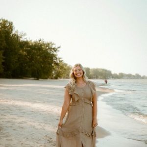 Meet your Posher, Clorisa